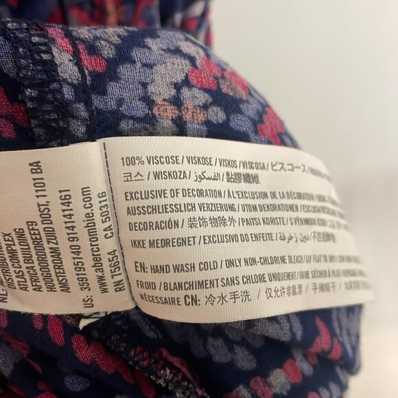 Hollister blue printed romper - Picture 5 of 6